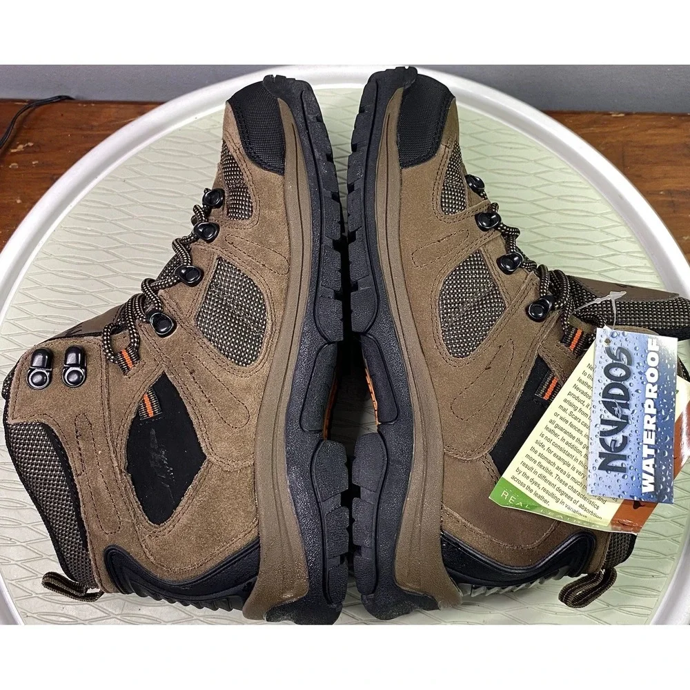 Nevados Mens Klondike Waterproof Hiking Ankle‎ Boots Brown &Black Sz.8.5 NWB